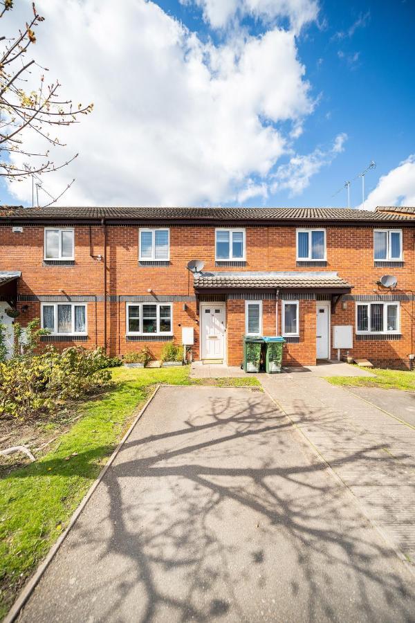 Stylish 3 Bed House, Large Garden, Parking, Wifi - Esho Stays Coventry Zewnętrze zdjęcie