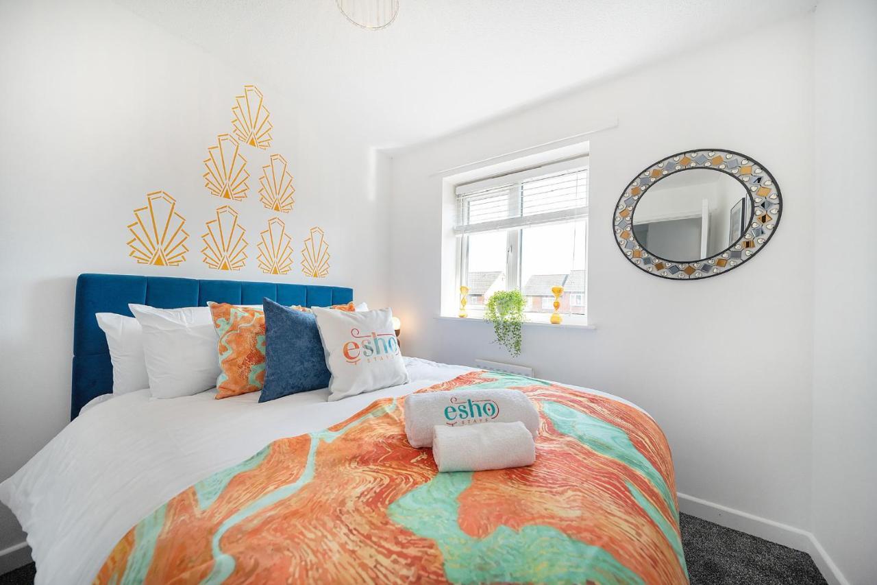 Stylish 3 Bed House, Large Garden, Parking, Wifi - Esho Stays Coventry Zewnętrze zdjęcie