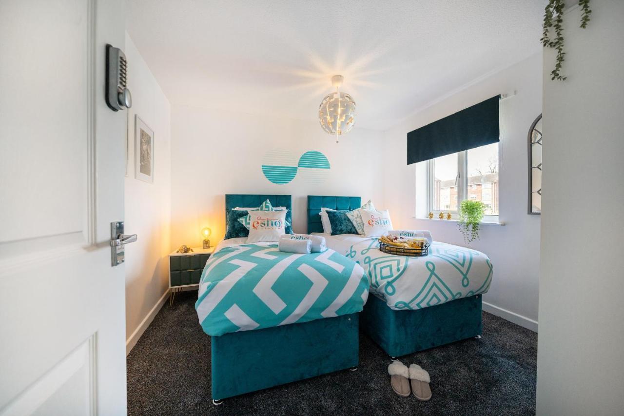 Stylish 3 Bed House, Large Garden, Parking, Wifi - Esho Stays Coventry Zewnętrze zdjęcie