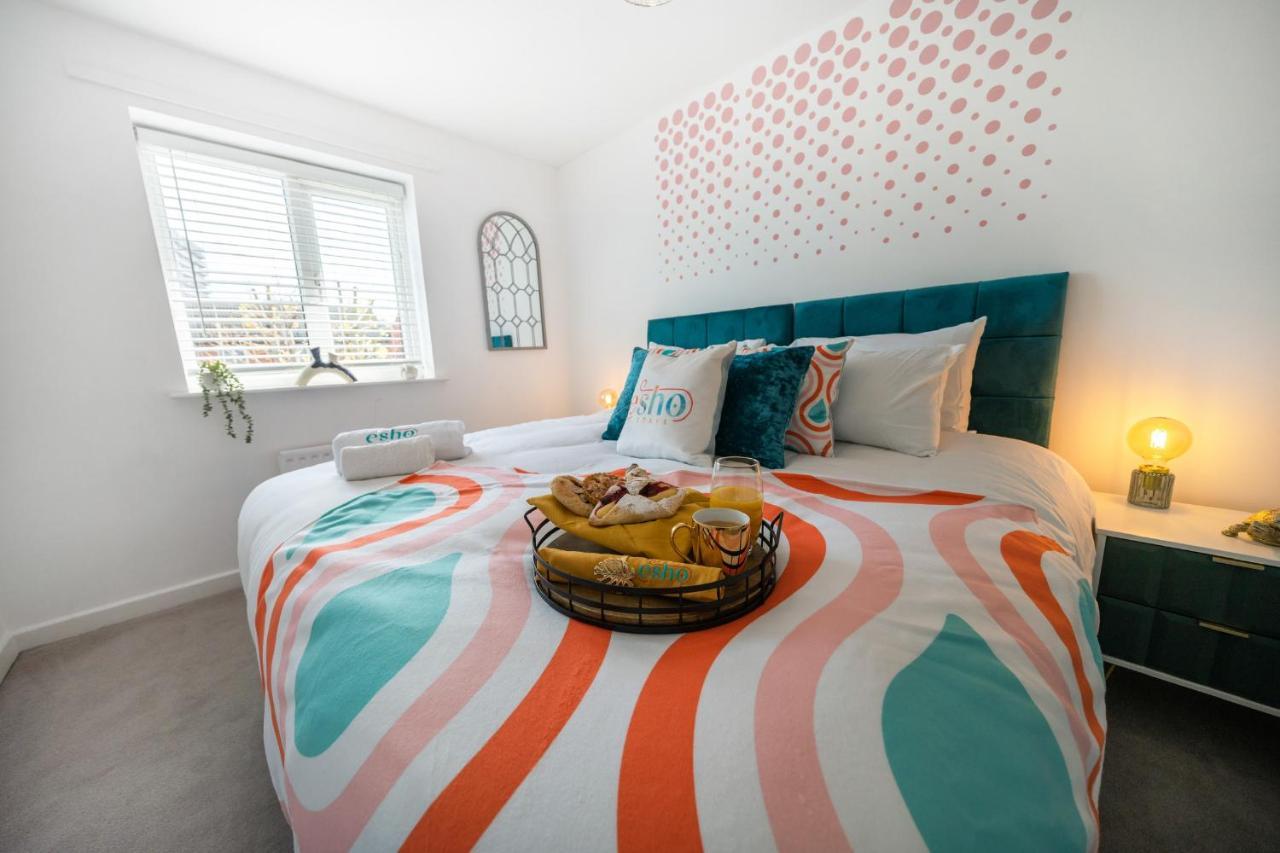 Stylish 3 Bed House, Large Garden, Parking, Wifi - Esho Stays Coventry Zewnętrze zdjęcie
